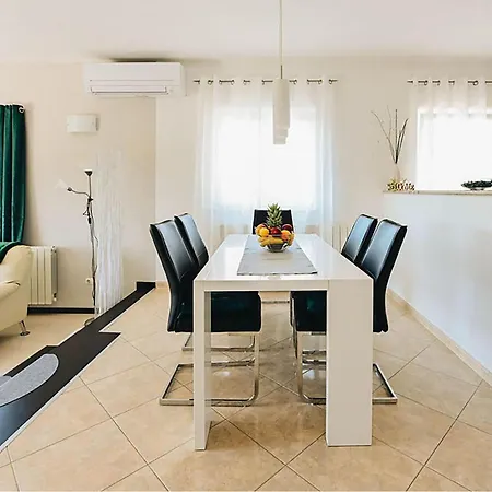 Casa vacanze Stunning In With Wifi